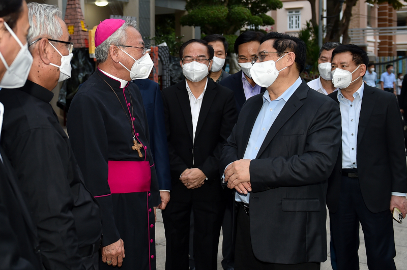 Thủ tướng chúc mừng lễ Giáng sinh, thăm và tặng quà đồng bào Công giáo tại tỉnh Bà Rịa - Vũng Tàu -0