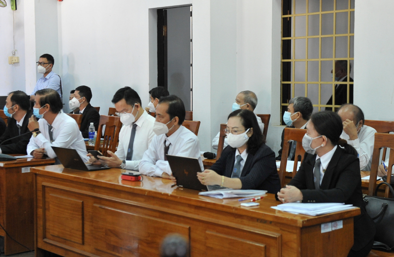 “Đại gia” Trịnh Sướng cùng 38 đồng phạm tiếp tục hầu toà -0