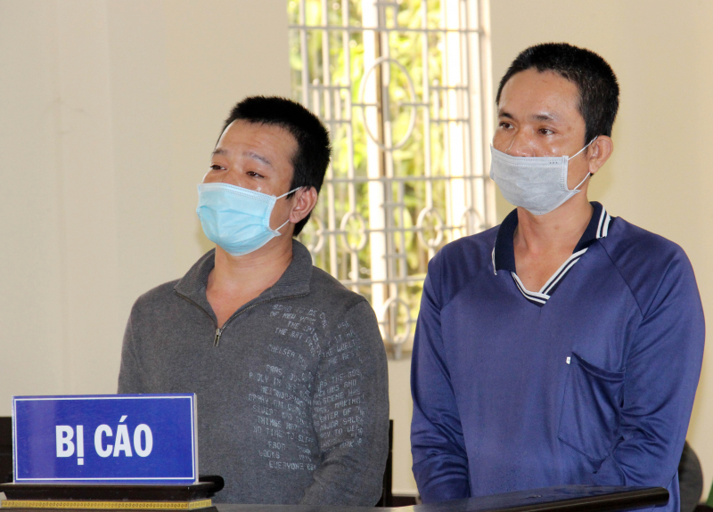 Đi bán chó trong thời điểm thực hiện Chỉ thị 16, 2 đối tượng 