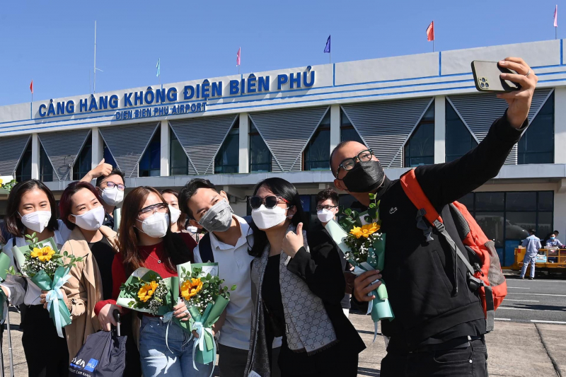 Ba hãng hàng không bất ngờ tung giá rẻ hút khách dịp cuối năm -0