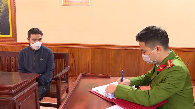 Tạm giữ 15 đối tượng trong đường dây đánh bạc hơn 1.000 tỷ đồng qua mạng -0