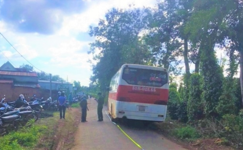 Khởi tố tài xế trong vụ học sinh lớp 6 tử vong khi bị văng ra khỏi xe đưa đón -0