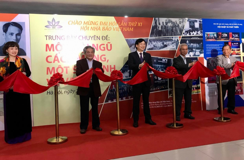 Công bố nhiều tư liệu đặc biệt tại triển lãm, phim tài liệu về Hội Nhà báo Việt Nam -0