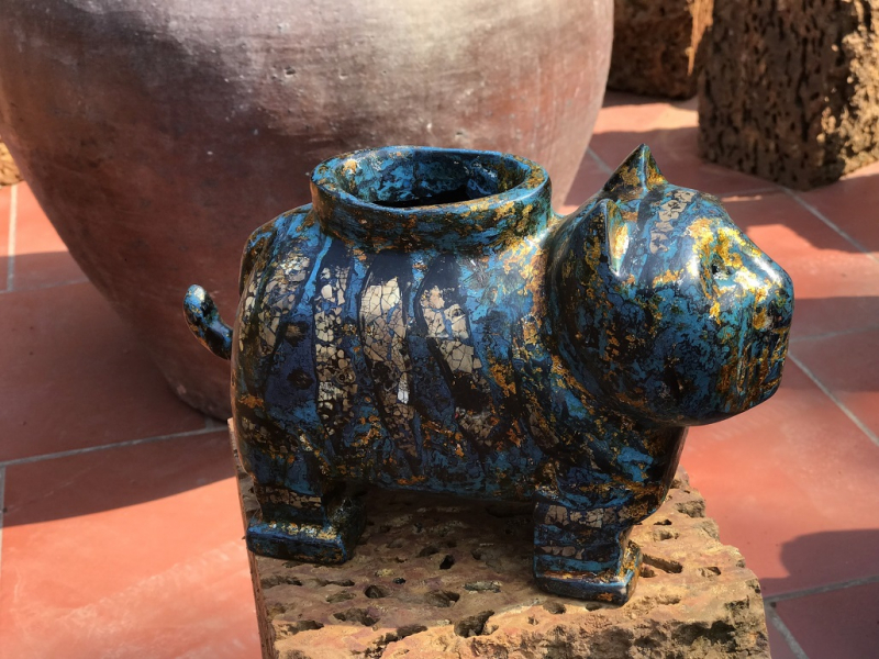 Tạo tác 2022 tác phẩm Hổ độc bản bằng gỗ mít và đá ong -0