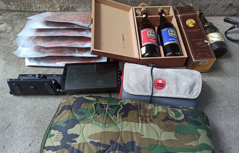 Truy bắt hai đối tượng nghiện ma túy mở cửa ô tô trộm cắp trong đêm -0