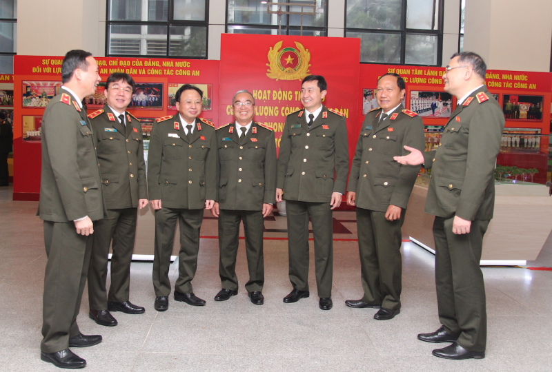 Giải quyết những yếu tố đột xuất trên không gian mạng, ngăn chặn 80% lượng thông tin xấu, độc -0