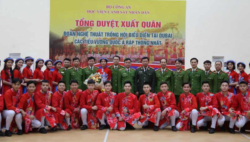 Đoàn Nghệ thuật Trống hội đưa tiết mục “Hào khí non sông” sang Dubai -0