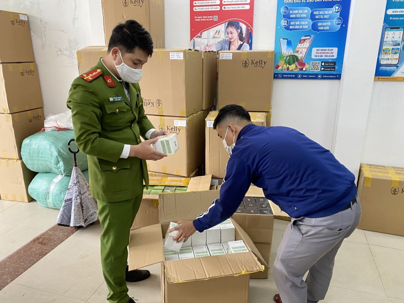 Phát hiện hơn 5.700 hộp sản phẩm tăng, giảm cân không rõ nguồn gốc -0