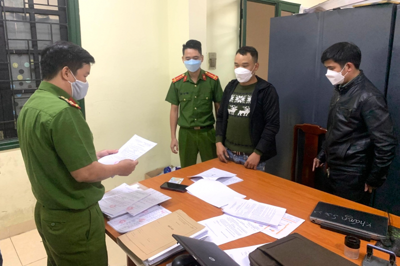 Đánh tráo giấy tờ, giả mạo chủ sở hữu lừa bán nhiều lô đất -1