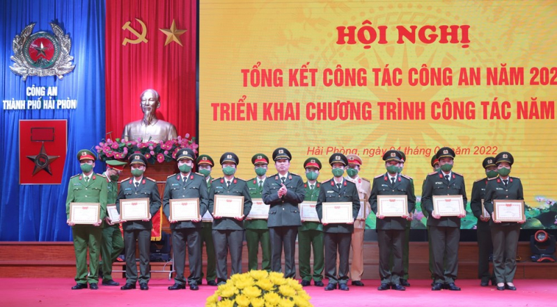 Công an Hải Phòng kiềm chế gia tăng các loại tội phạm -0