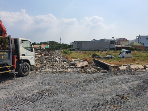 Lừa 56 khách hàng mua đất dự án trên giấy -0