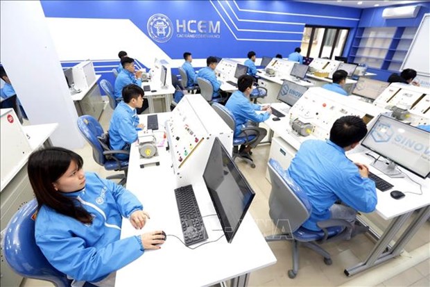 Five-year scheme to speed up digital transformation in vocational training -0