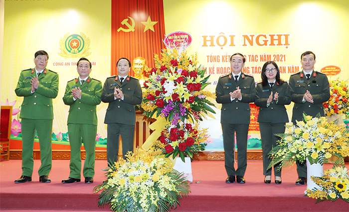 Công an tỉnh Yên Bái tổng kết công tác năm 2021 và triển khai nhiệm vụ công tác năm 2022 -0