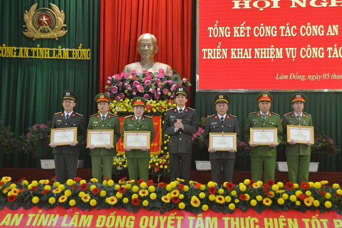 Lam Dong police play core role in ensuring security and order -0