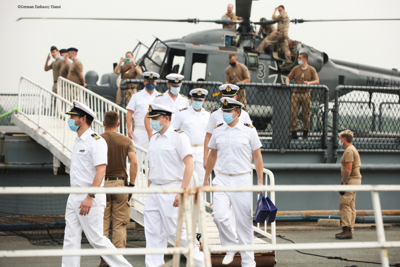 Lần đầu tiên một tàu Hải quân Đức tới thăm Việt Nam -0