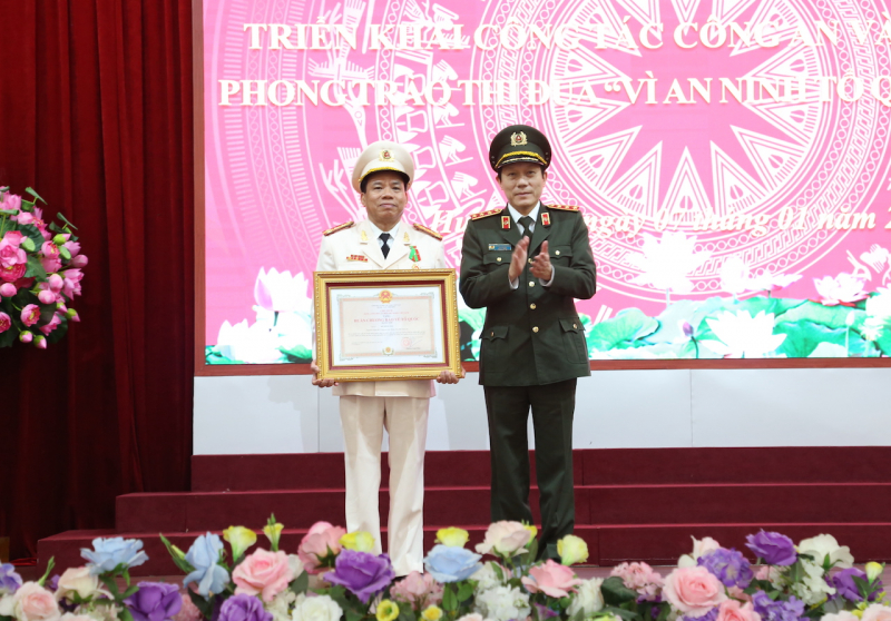 Công an Hưng Yên ứng phó hiệu quả các mối đe dọa an ninh phi truyền thống -0