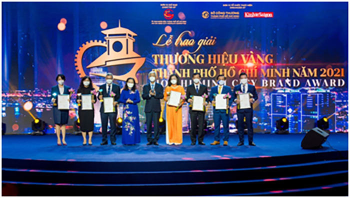 Tập đoàn Hưng Thịnh nhận giải thưởng Thương hiệu Vàng TP HCM 2021 -0