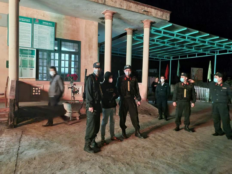 Một đêm bắt 2 vụ vận chuyển, tàng trữ ma túy ở vùng biên giới -2