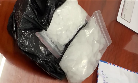 Ngụy trang ma túy thành hàng hóa để vận chuyển thông qua dịch vụ shipper -0