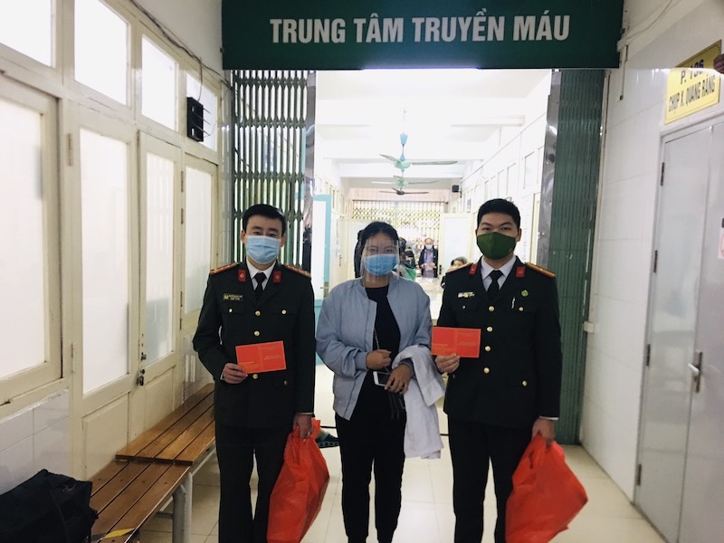 Đoàn Thanh niên Công an Thủ đô kịp thời hiến máu giúp người -0