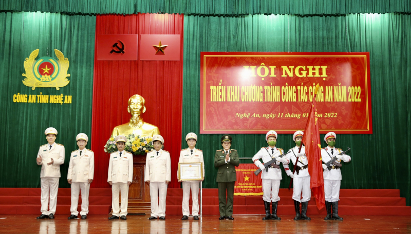 Nhiều kết quả đáng ghi nhận ở Công an tỉnh 7 năm liền được Thủ tướng Chính phủ tặng Cờ xuất sắc -0