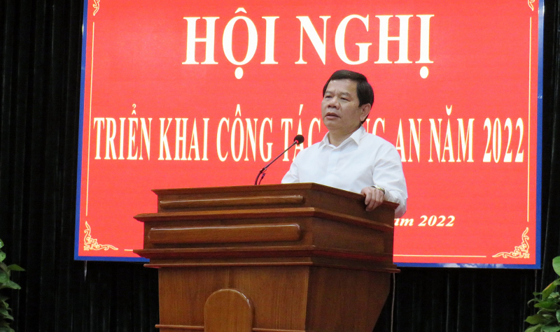 Đẩy mạnh đấu tranh với nạn tham nhũng “vặt” -0