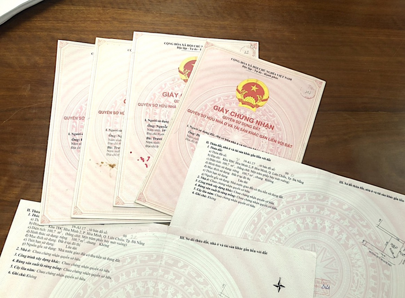 Nhóm tội phạm dùng chiêu “tráo sổ, tráo người” -0