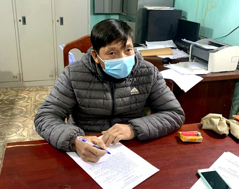 Nhóm tội phạm dùng chiêu “tráo sổ, tráo người” -0