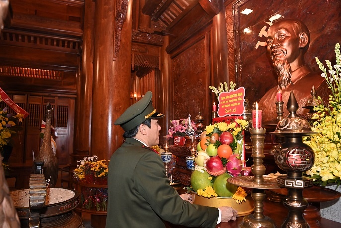 Nghe An Police obtain great achievements in 2021 -0