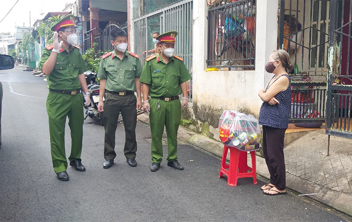 Chuyện ghi ở đơn vị dẫn đầu phong trào thi đua -0