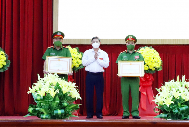 Công an tỉnh Hậu Giang kéo giảm nhiều loại tội phạm -0