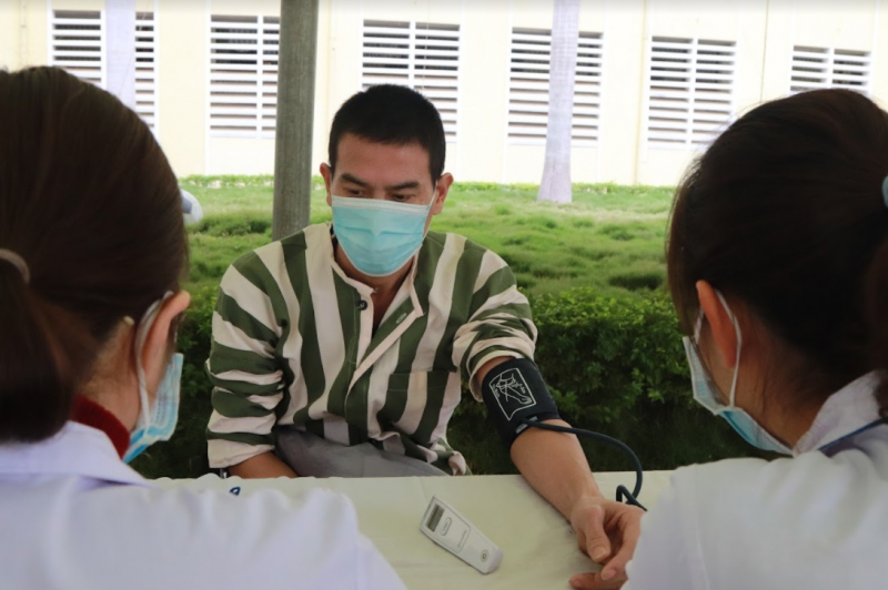 Tiêm vaccine phòng COVID-19 cho các can, phạm nhân tại Trại tạm giam Công an tỉnh Sơn La -1