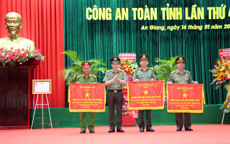 Công an tỉnh An Giang giải quyết nhiều vụ việc tồn tại trong thời gian dài -1