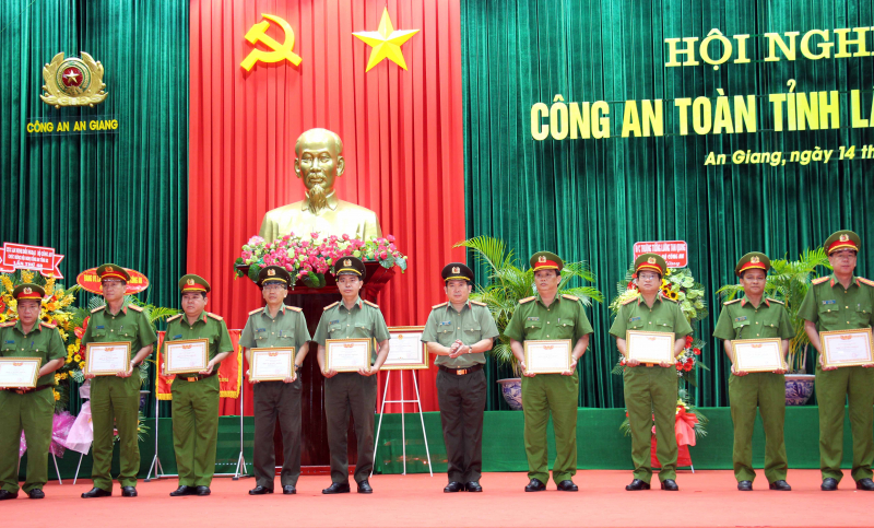 Công an tỉnh An Giang giải quyết nhiều vụ việc tồn tại trong thời gian dài -0