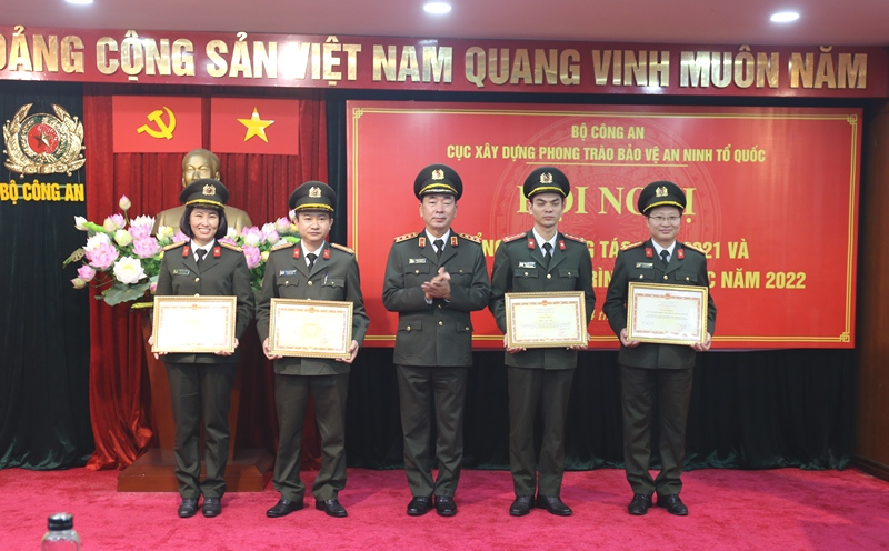 Department of National Security Protection Movement receives Excellent Emulation Flag -0