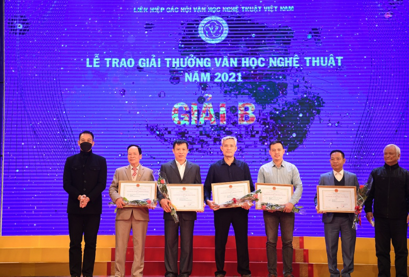 72 tác phẩm được trao Giải thưởng Văn học nghệ thuật năm 2021 -0