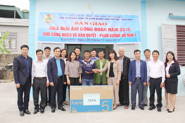 Công đoàn TKV đồng hành cùng người lao động vượt qua đại dịch -0