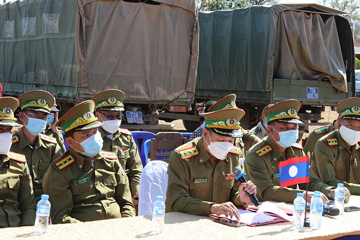 Công an tỉnh Quảng Bình bàn giao 09 trụ sở làm việc tặng Công an tỉnh Khăm Muộn (Lào) -1