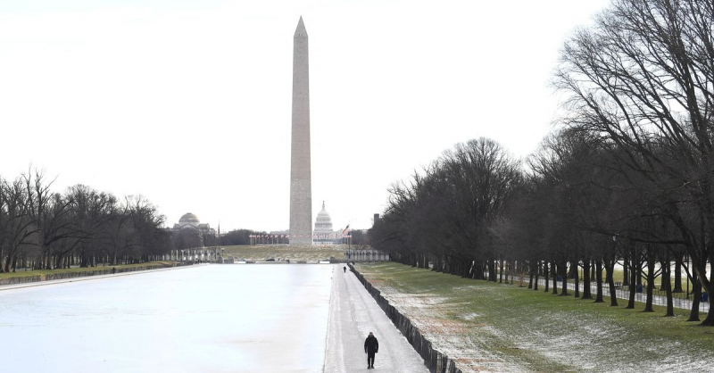 Tuyết dày 70 cm bao phủ các bang phía đông của Mỹ  -0