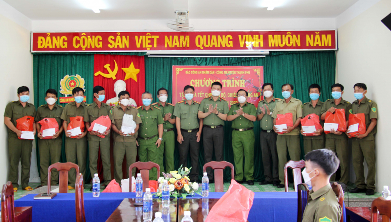Thêm sắc xuân với quê hương Đồng Khởi anh hùng -1