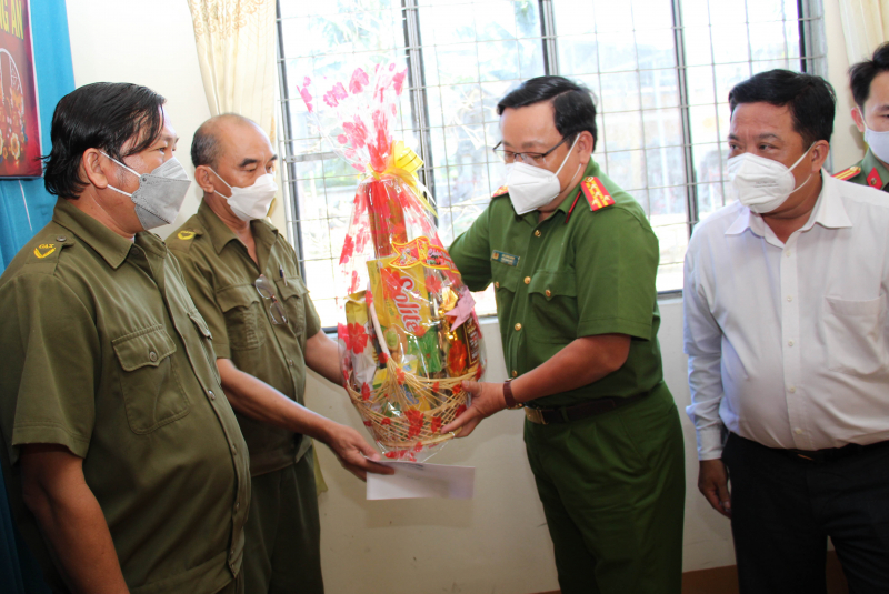 Thêm sắc xuân với quê hương Đồng Khởi anh hùng -0