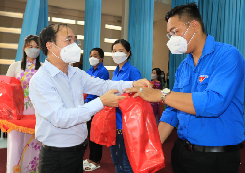 Góp chút tình Xuân gửi đến người dân Tiền Giang -0