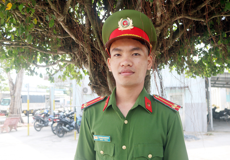 Xung kích nơi tuyến đầu chống dịch -0