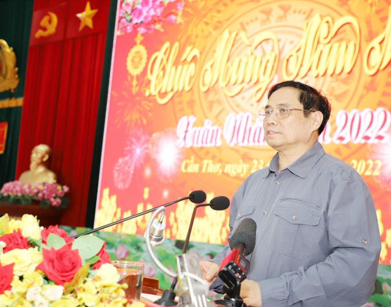 Prime Minister Pham Minh Chinh visits Can Tho police -0