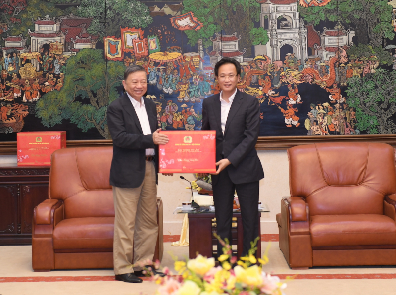 Đảm bảo an sinh xã hội, xây dựng tỉnh Hưng Yên phát triển nhanh và bền vững -1