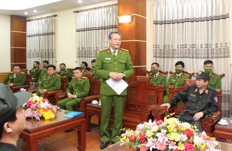 Bộ trưởng Tô Lâm thăm, động viên CBCS Trung đoàn Không quân CAND -0