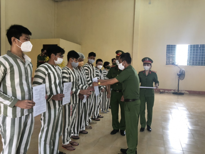 158 phạm nhân được giảm thời hạn chấp hành án phạt tù đợt Tết Nguyên đán 2022 -0