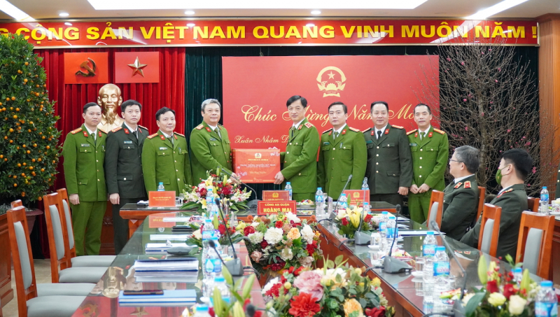 Công an quận Hoàng Mai đảm bảo công tác ứng trực dịp Tết Nguyên đán Nhâm dần 2022 -0
