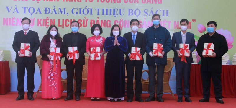 Toạ đàm, công bố bộ sách “Biên niên sự kiện Lịch sử Đảng Cộng sản Việt Nam” -0