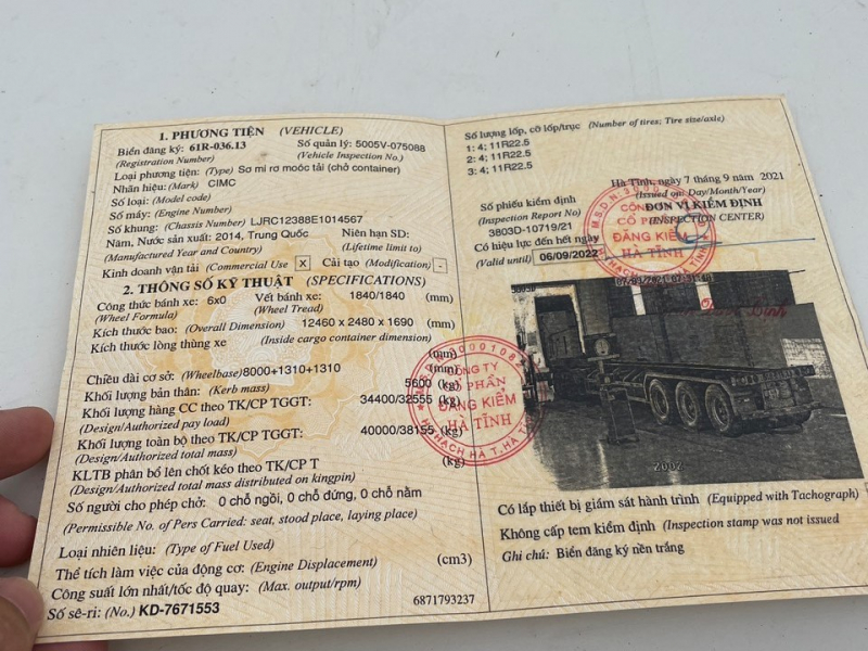 CSGT kịp thời truy chặn xe ô tô gây TNGT ngày mùng 3 Tết bỏ trốn từ Quảng Trị vào Đà Nẵng -1